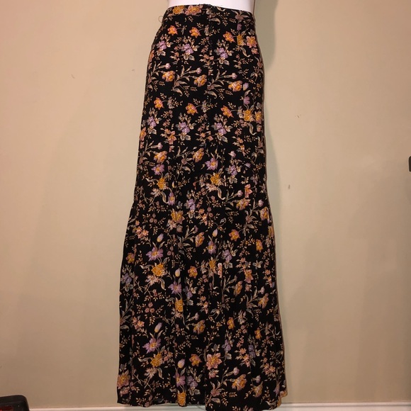 American Eagle Outfitters Dresses & Skirts - NWT American Eagle Maxi Skirt